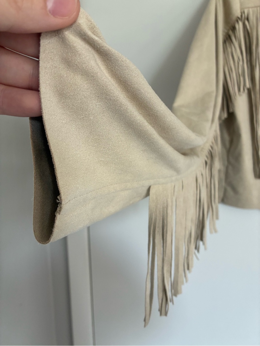Shyanne Deleon Faux Suede Cropped Fringe Jacket - Picture 8 of 9